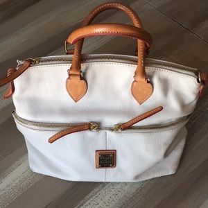 White leather purse gently used